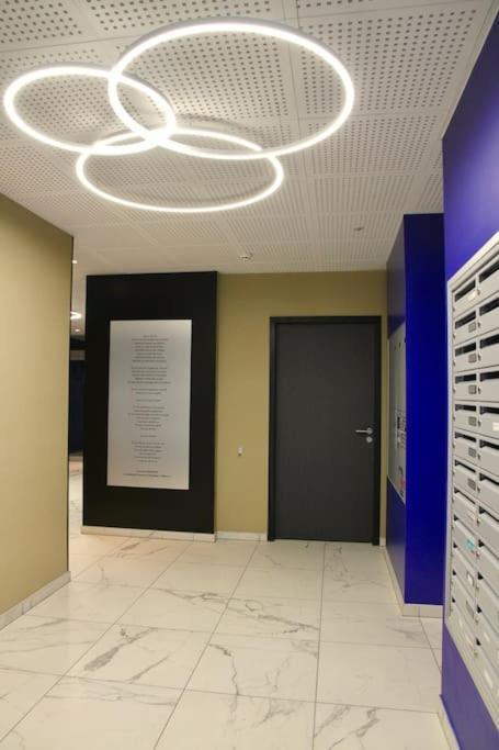 Ferienwohnung Petit Cocon En Hyper-Centre Reims Exterior foto